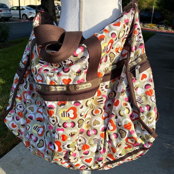 LeSportSac Hearts Everywhere Extra Large Weekender Duffel - Picture 2 of 14